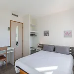 Aliotel ホテル 2*