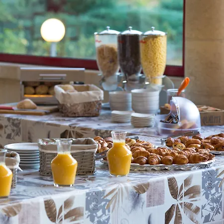 Aliotel Отель Казер-сюр-Л'Адур