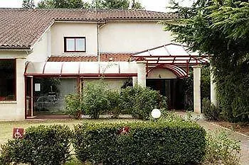 Отель Aliotel Казер-сюр-Л'Адур