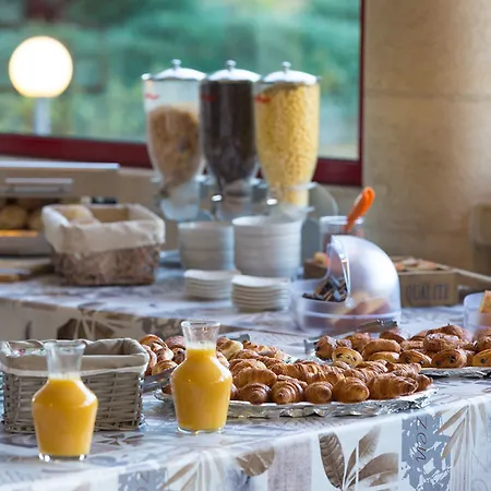 Aliotel Отель Казер-сюр-Л'Адур