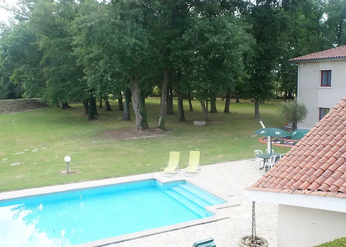 Aliotel Cazères-sur-lʼAdour