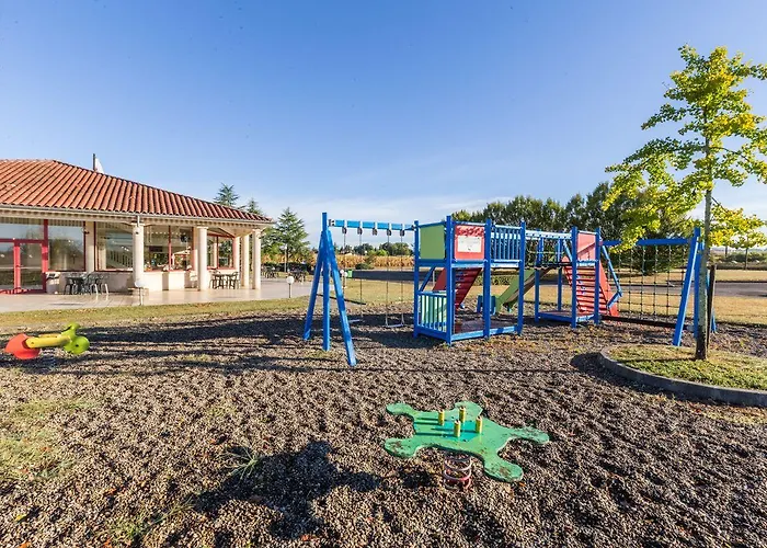 Aliotel 2* Cazères-sur-lʼAdour