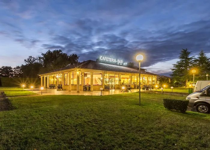 Hotel Aliotel Cazères-sur-lʼAdour